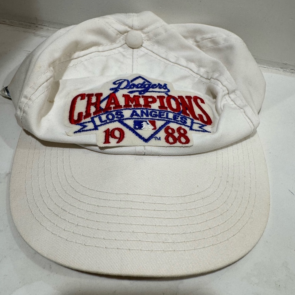 Vintage Los Angeles Dodgers 1988 World Series Champions White cap